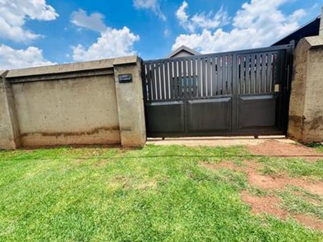 House for sale in Nooitgedacht, Gauteng