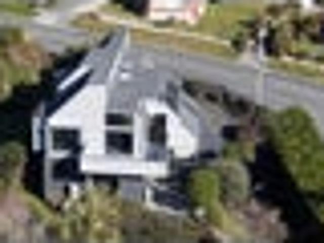 House for sale in Otakou