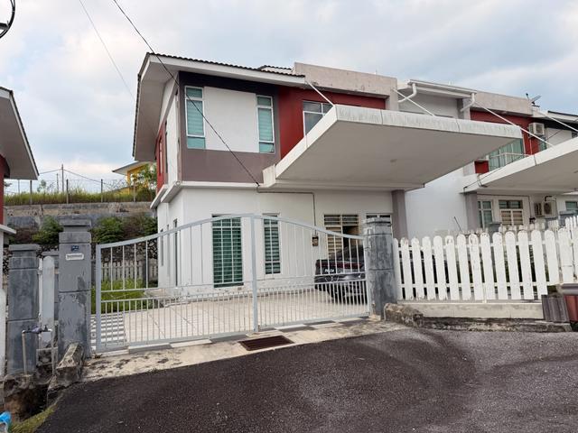 Residential House for sale in Malaka