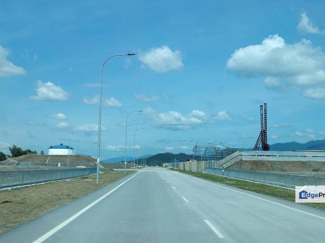 Warehouse for sale in Malaka