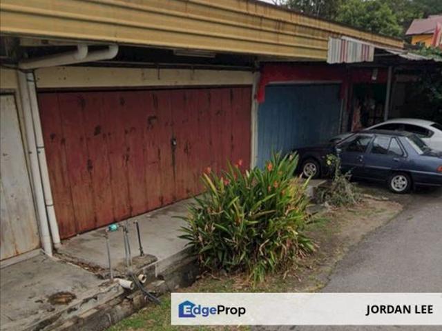 Shop for sale in Malaka