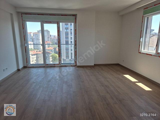 Kadiköy, İstanbul içerisinde satılık mülk