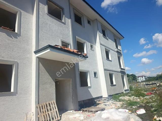 Yukarı Kirazca, Arifiye içerisinde satılık mülk