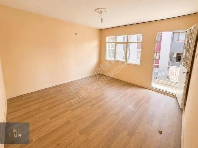 Alpaslan Mahallesi, Bayraklı içerisinde kiralık mülk