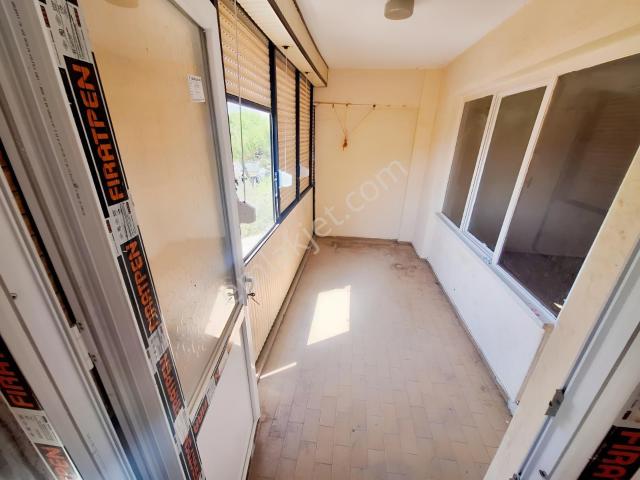 Alpaslan Mahallesi, Bayraklı içerisinde kiralık mülk