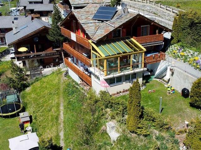 Mehrfamilienhaus kaufen in Grächen, Wallis