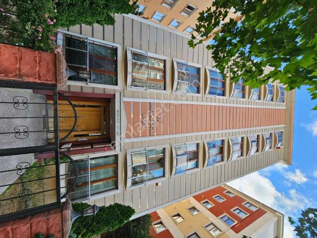 Ümraniye, İstanbul içerisinde kiralık mülk