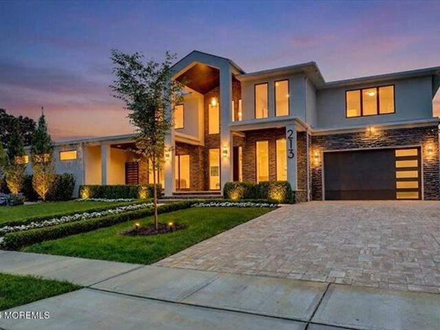 House for sale in Monmouth, New Jersey