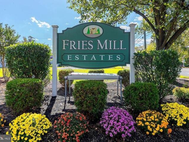 Condo for sale in Blackwood
