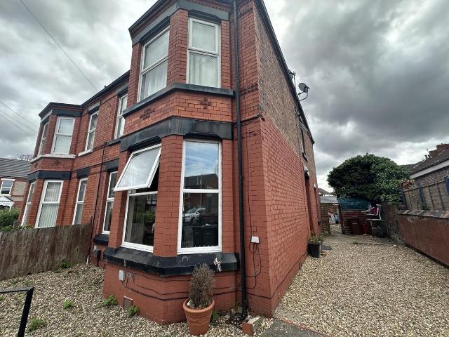 Apartment for rent in New Ferry, Wirral