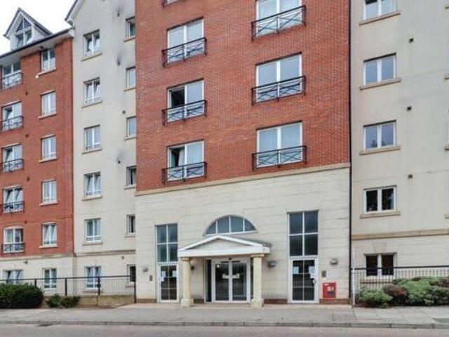 House for sale in Northampton, Northamptonshire