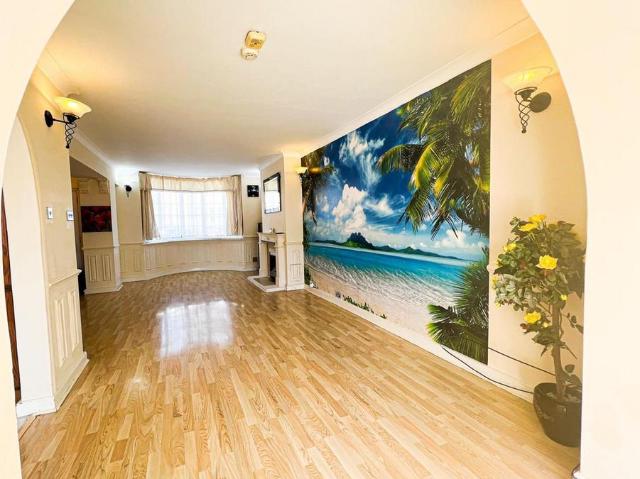 House for rent in Highams Park, Greater London