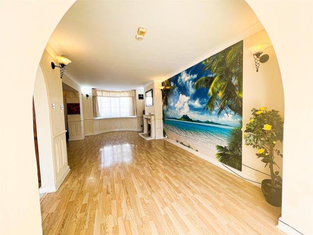 House for rent in Chingford, Greater London