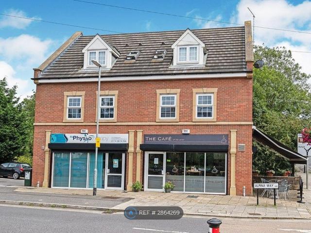 Apartment for rent in Aston cum Aughton, Swallownest