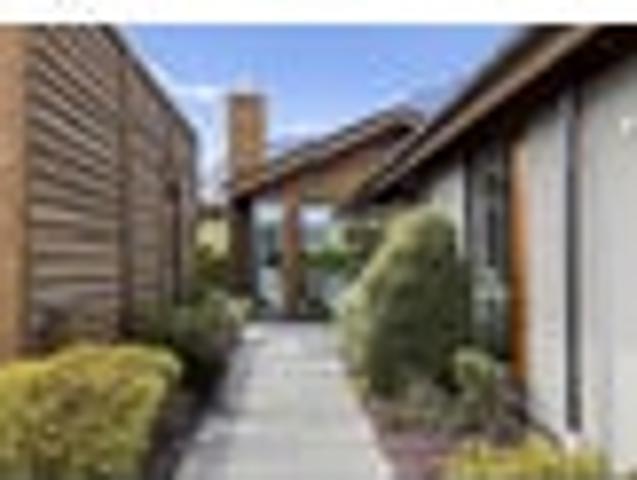 House for sale in Hanleys Farm, Jacks Point