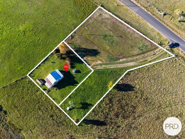 Cottage for sale in Munderoo, New South Wales