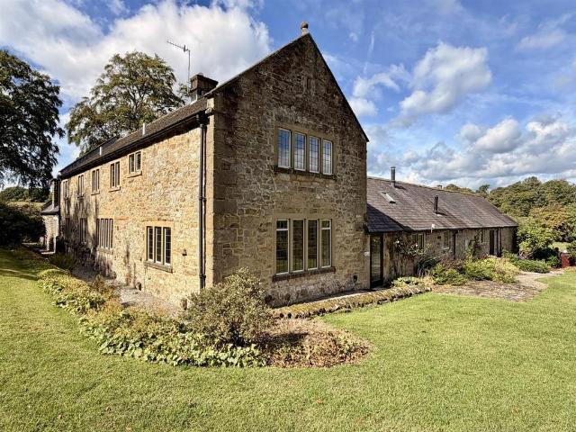 House for rent in Stanton-in-Peak, Derbyshire Dales