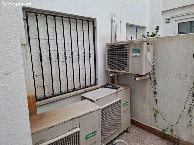 Local Comercial en alquiler en Ciutat Vella, Comarca de València