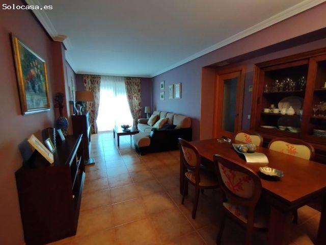 Piso en alquiler en Roquetas De Mar, Almería