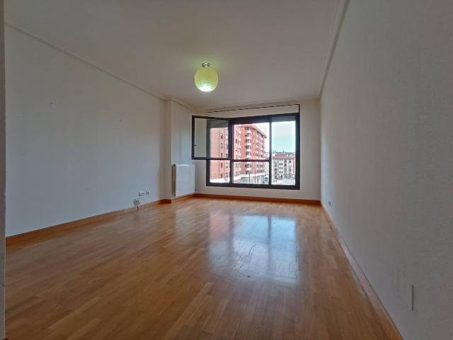 Piso en alquiler en Distrito Sur, Burgos