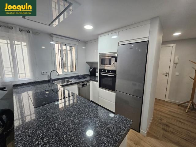 Apartamento en alquiler en Distrito Centro, Córdoba
