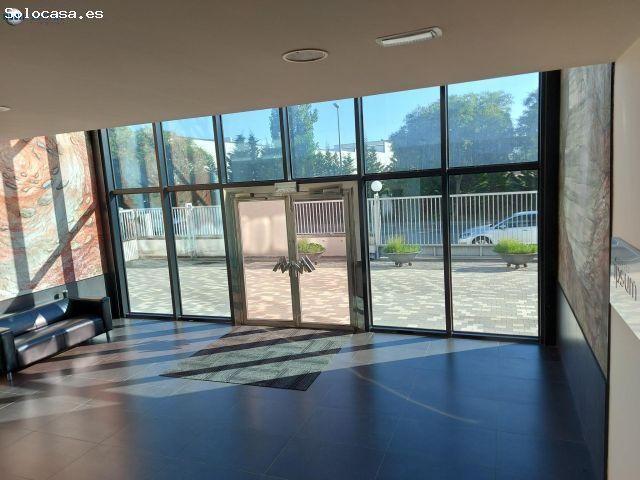 Local Comercial en alquiler en Tàrrega, Lleida