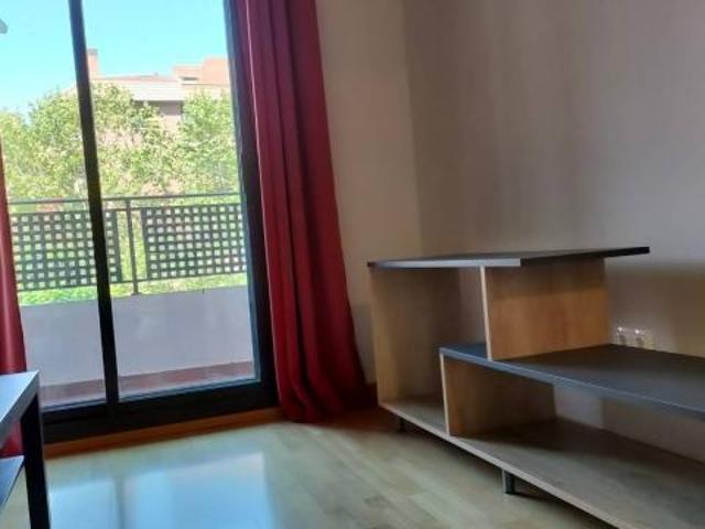 Apartamento en alquiler en Alcalá De Henares, Distrito V