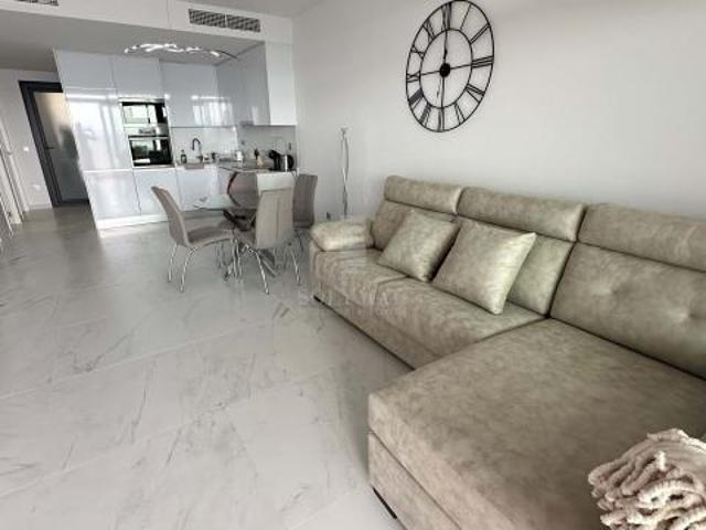 Apartamento en alquiler en Alicante