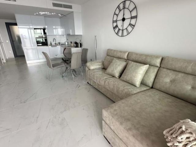 Apartamento en alquiler en Alicante