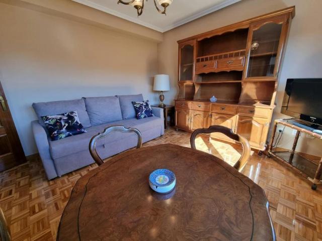 Apartamento en alquiler en Gijón, Centro