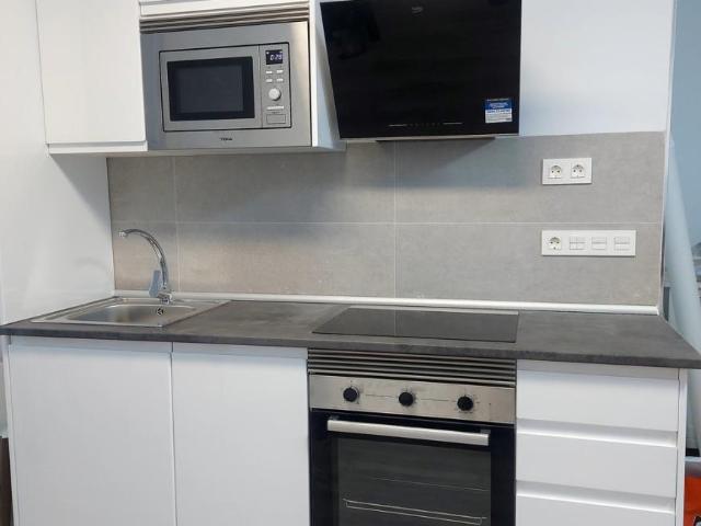 Apartamento en alquiler en La Cala del Moral, La Axarquía