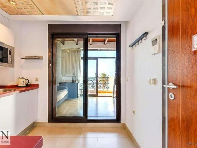 Apartamento en alquiler en Vélez-málaga, Caleta 2000