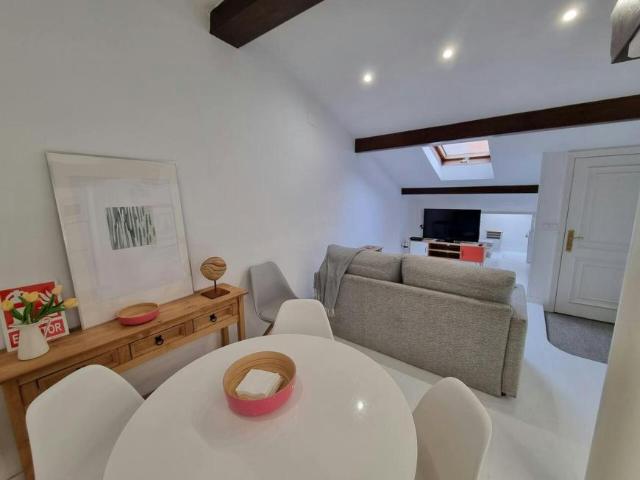 Casa en alquiler en Los Campos, Gijón