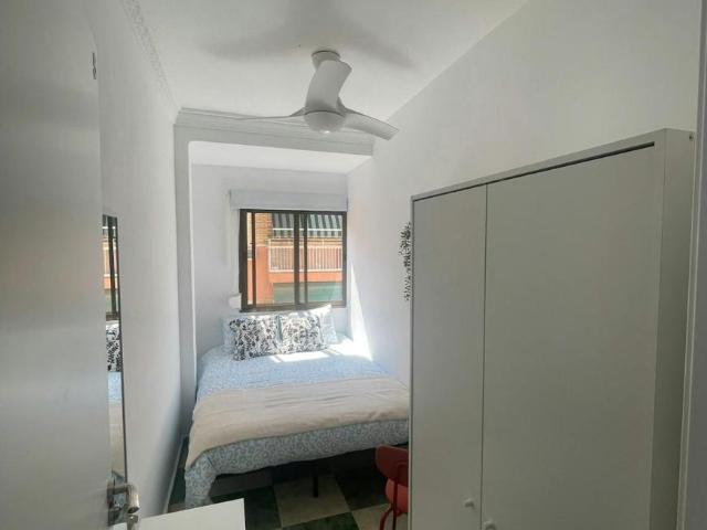 Habitación en alquiler en Alaquàs, València / Valencia