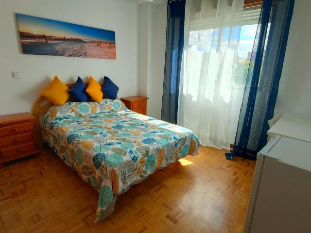 Habitación en alquiler en Alcalá De Henares, Virgen del Val