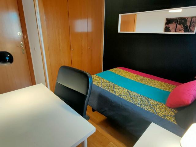 Habitación en alquiler en Distrito IV, Alcalá De Henares