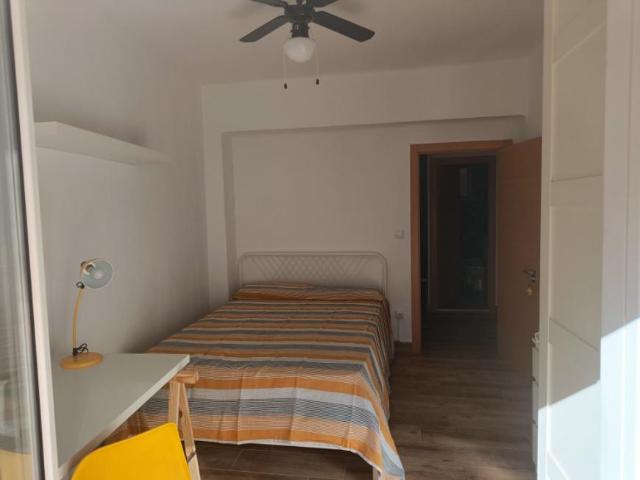 Habitación en alquiler en El Zapillo, Almería