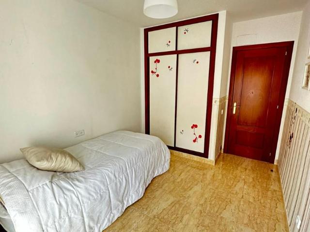 Habitación en alquiler en 500 Viviendas, Almería