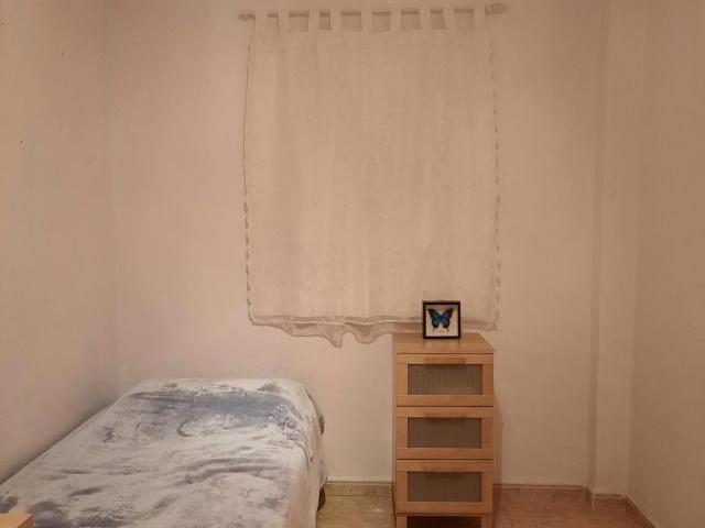 Habitación en alquiler en Cádiz, Puntales