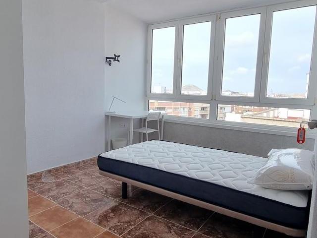 Habitación en alquiler en Cartagena, Cartagena Casco