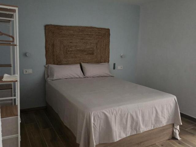 Habitación en alquiler en Dones de les Palmes, el Baix Vinalopó
