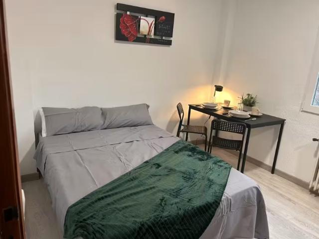 Habitación en alquiler en La Avanzada - La Cueva, Fuenlabrada
