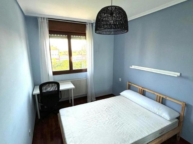 Habitación en alquiler en Arriaga-Lakua, Gasteizko kuadrilla