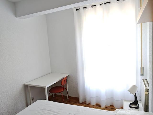 Habitación en alquiler en La Alhóndiga, Getafe