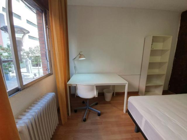 Habitación en alquiler en Granada, Ronda