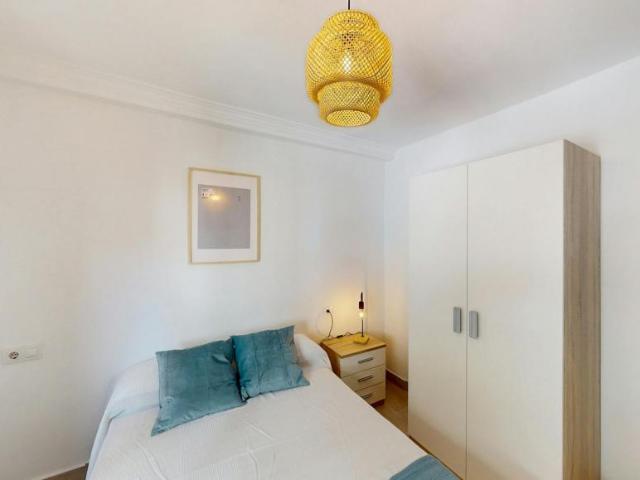 Habitación en alquiler en Jerez De La Frontera, Icovesa