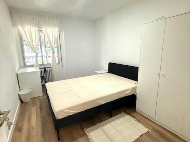 Habitación en alquiler en Iviasa, Móstoles