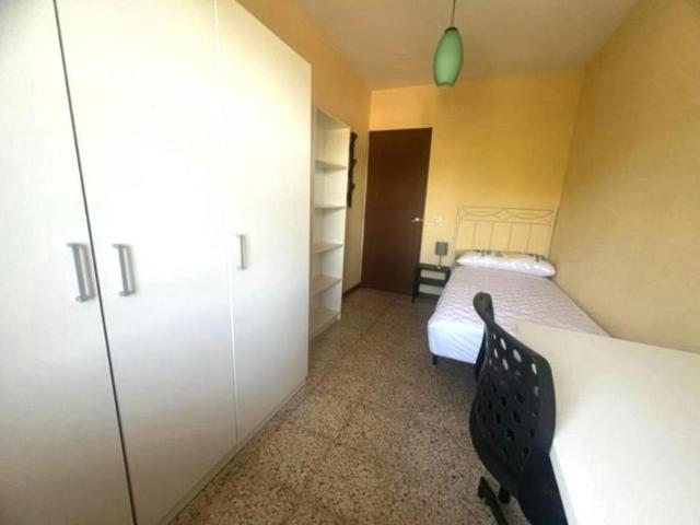 Habitación en alquiler en Móstoles, Madrid