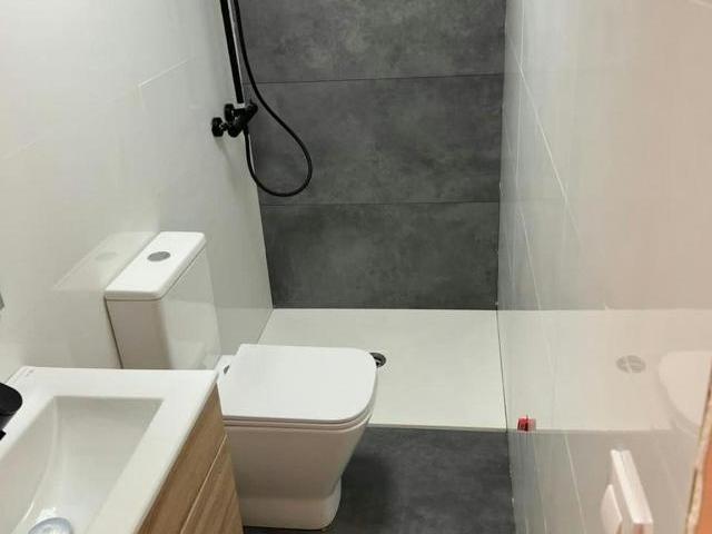 Habitación en alquiler en Oviedo, Santo Domingo