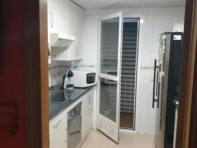 Habitación en alquiler en Parla, La Laguna